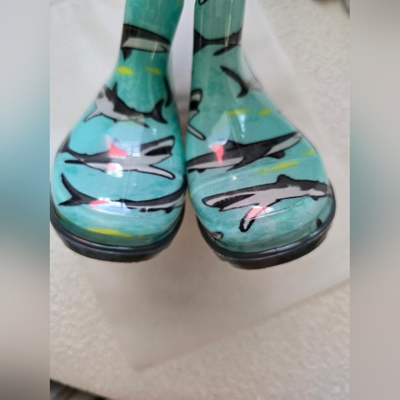 Western Chief, Tropic‎ Shark Lighted Rainboot, Teal, Size Toddler 9 - Picture 8 of 9